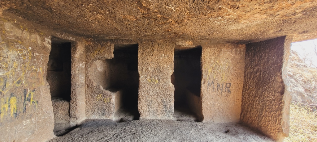Hal Cave Right Side Cells
